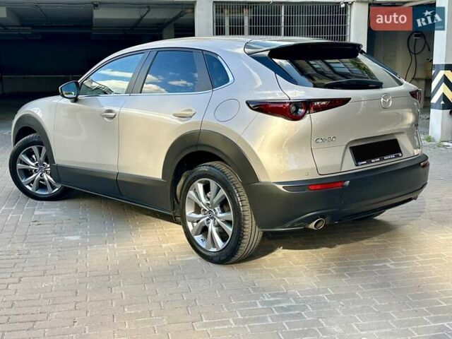 Бежевый Мазда CX-30, объемом двигателя 2 л и пробегом 19 тыс. км за 27900 $, фото 3 на Automoto.ua