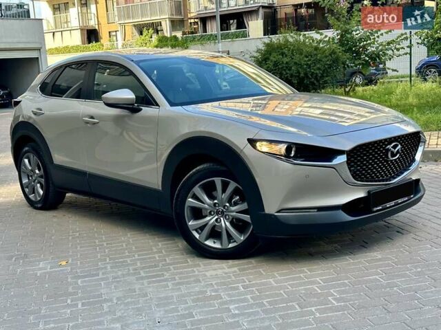 Бежевый Мазда CX-30, объемом двигателя 2 л и пробегом 19 тыс. км за 27900 $, фото 2 на Automoto.ua