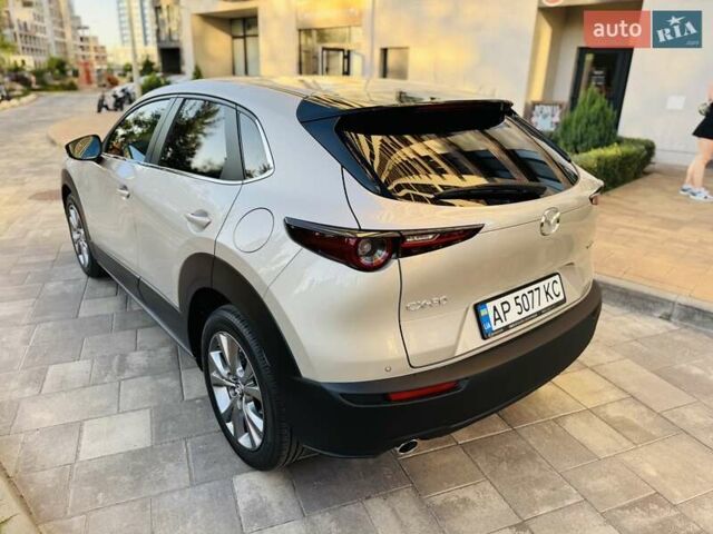 Бежевый Мазда CX-30, объемом двигателя 2 л и пробегом 46 тыс. км за 25500 $, фото 2 на Automoto.ua