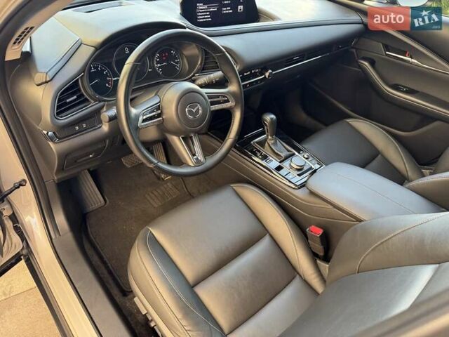 Бежевий Мазда CX-30, об'ємом двигуна 2 л та пробігом 46 тис. км за 25500 $, фото 26 на Automoto.ua