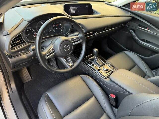 Бежевий Мазда CX-30, об'ємом двигуна 2 л та пробігом 46 тис. км за 25500 $, фото 9 на Automoto.ua