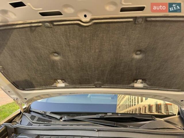 Бежевый Мазда CX-30, объемом двигателя 2 л и пробегом 46 тыс. км за 25500 $, фото 18 на Automoto.ua