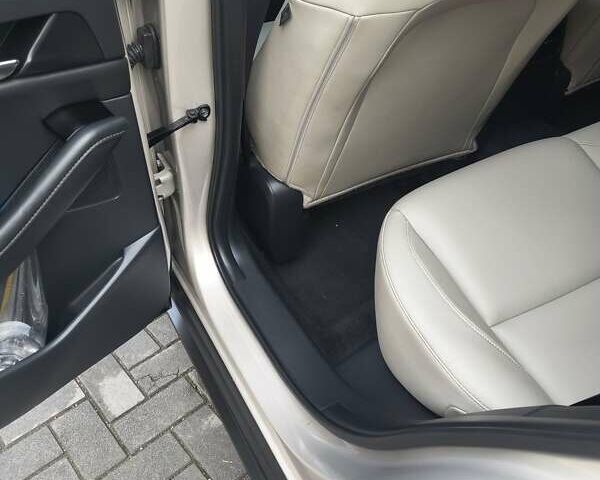 Бежевый Мазда CX-30, объемом двигателя 2.5 л и пробегом 9 тыс. км за 25000 $, фото 10 на Automoto.ua