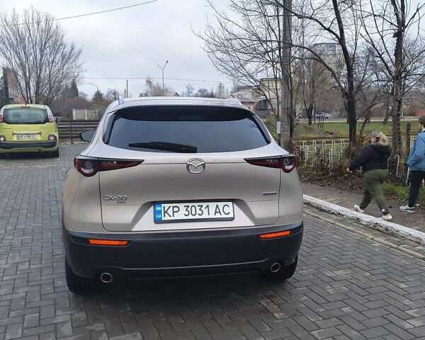 Бежевый Мазда CX-30, объемом двигателя 2.5 л и пробегом 9 тыс. км за 25000 $, фото 4 на Automoto.ua
