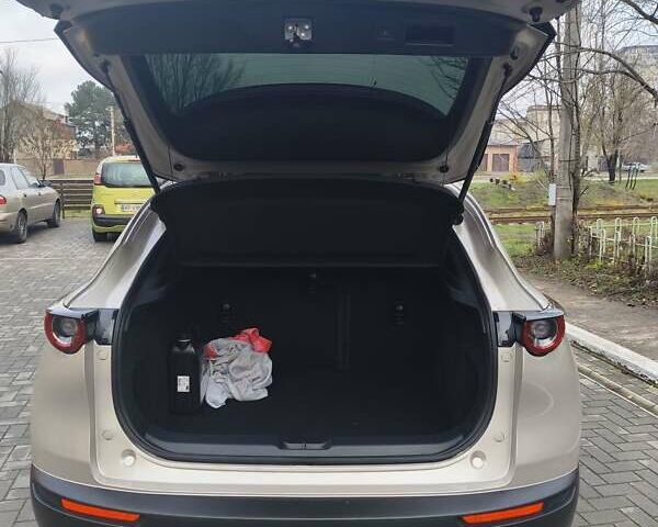 Бежевый Мазда CX-30, объемом двигателя 2.5 л и пробегом 9 тыс. км за 25000 $, фото 7 на Automoto.ua