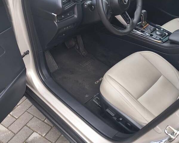 Бежевый Мазда CX-30, объемом двигателя 2.5 л и пробегом 9 тыс. км за 25000 $, фото 17 на Automoto.ua