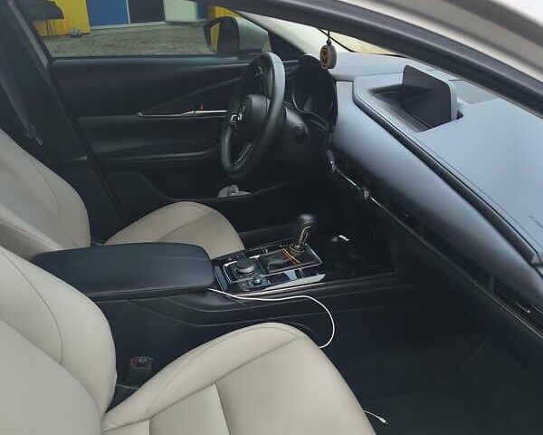 Бежевый Мазда CX-30, объемом двигателя 2.5 л и пробегом 9 тыс. км за 25000 $, фото 15 на Automoto.ua