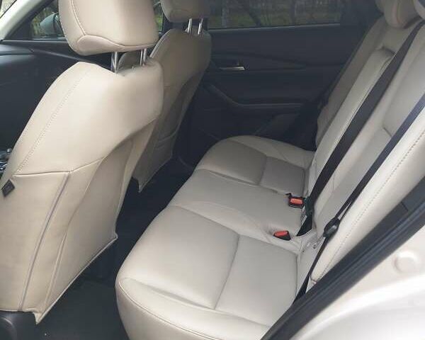 Бежевый Мазда CX-30, объемом двигателя 2.5 л и пробегом 9 тыс. км за 25000 $, фото 8 на Automoto.ua