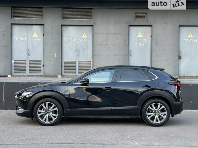 Черный Мазда CX-30, объемом двигателя 2 л и пробегом 29 тыс. км за 25499 $, фото 4 на Automoto.ua