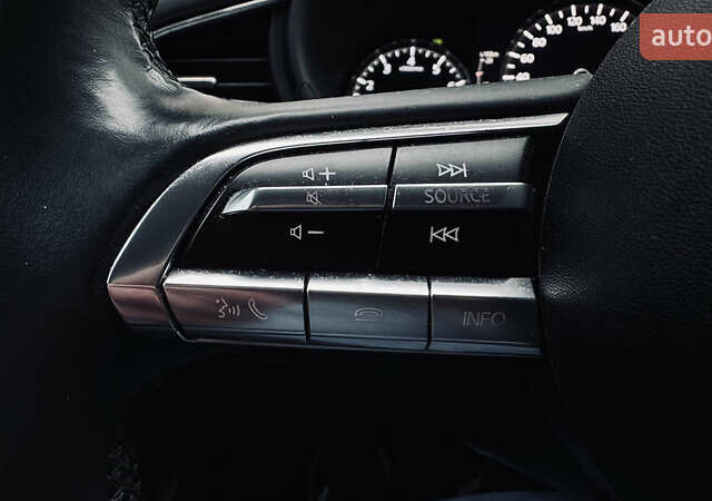 Чорний Мазда CX-30, об'ємом двигуна 2.5 л та пробігом 115 тис. км за 19300 $, фото 16 на Automoto.ua