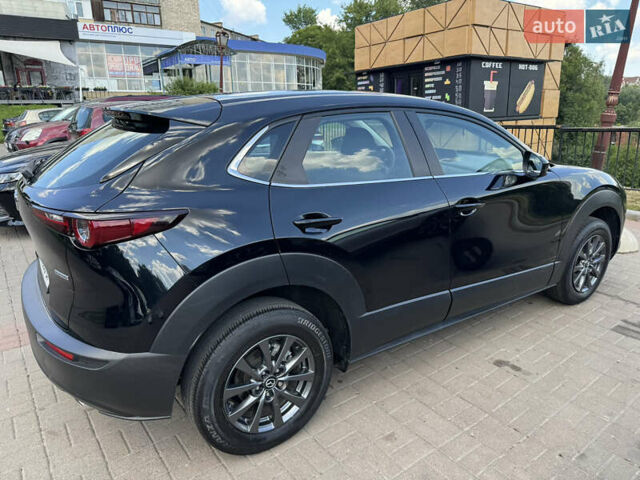 Черный Мазда CX-30, объемом двигателя 2.49 л и пробегом 30 тыс. км за 20500 $, фото 12 на Automoto.ua