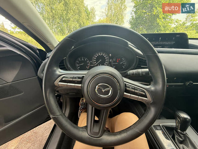 Черный Мазда CX-30, объемом двигателя 2.49 л и пробегом 36 тыс. км за 22900 $, фото 10 на Automoto.ua