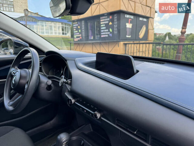 Черный Мазда CX-30, объемом двигателя 2.49 л и пробегом 30 тыс. км за 20500 $, фото 21 на Automoto.ua