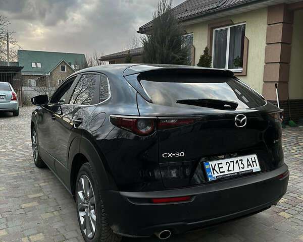 Чорний Мазда CX-30, об'ємом двигуна 2 л та пробігом 41 тис. км за 25600 $, фото 4 на Automoto.ua