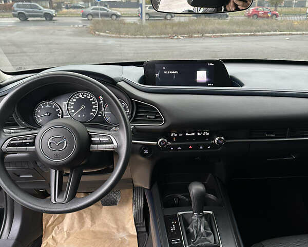 Черный Мазда CX-30, объемом двигателя 2.5 л и пробегом 46 тыс. км за 17500 $, фото 6 на Automoto.ua