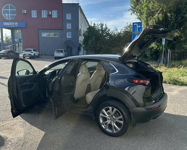 Черный Мазда CX-30, объемом двигателя 2.5 л и пробегом 85 тыс. км за 20500 $, фото 16 на Automoto.ua