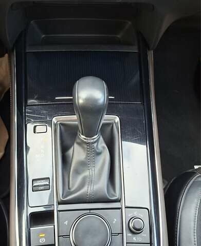 Черный Мазда CX-30, объемом двигателя 2 л и пробегом 56 тыс. км за 19500 $, фото 14 на Automoto.ua