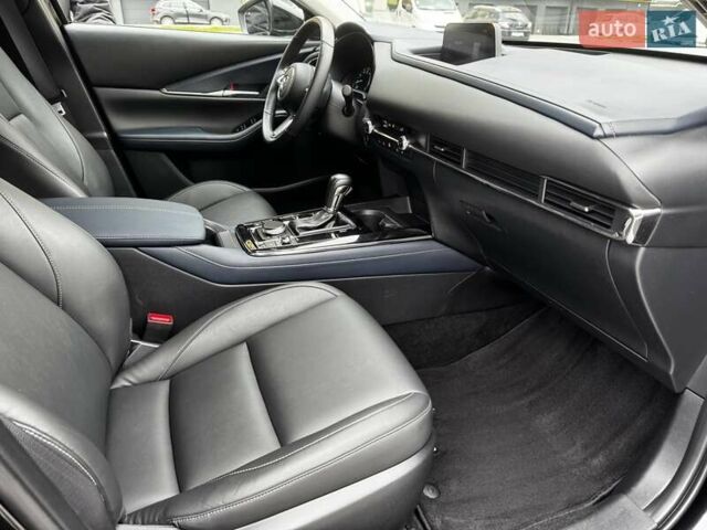 Черный Мазда CX-30, объемом двигателя 2.5 л и пробегом 47 тыс. км за 19900 $, фото 26 на Automoto.ua