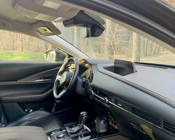 Черный Мазда CX-30, объемом двигателя 2 л и пробегом 44 тыс. км за 24500 $, фото 16 на Automoto.ua