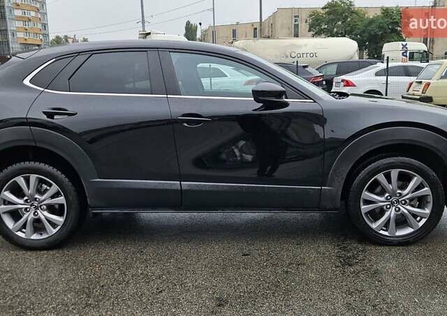 Чорний Мазда CX-30, об'ємом двигуна 2.5 л та пробігом 83 тис. км за 21000 $, фото 9 на Automoto.ua