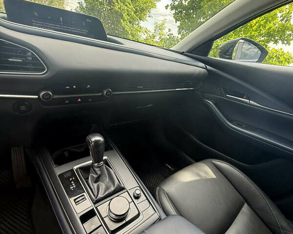 Черный Мазда CX-30, объемом двигателя 2.49 л и пробегом 36 тыс. км за 22900 $, фото 11 на Automoto.ua