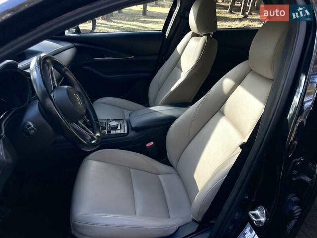 Черный Мазда CX-30, объемом двигателя 2.49 л и пробегом 46 тыс. км за 19500 $, фото 14 на Automoto.ua