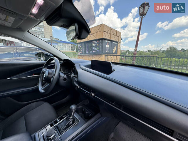 Черный Мазда CX-30, объемом двигателя 2.49 л и пробегом 30 тыс. км за 20500 $, фото 20 на Automoto.ua