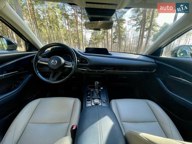 Черный Мазда CX-30, объемом двигателя 2.49 л и пробегом 46 тыс. км за 19500 $, фото 12 на Automoto.ua