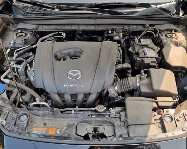 Черный Мазда CX-30, объемом двигателя 2.49 л и пробегом 99 тыс. км за 18500 $, фото 11 на Automoto.ua