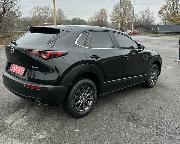 Черный Мазда CX-30, объемом двигателя 2.5 л и пробегом 46 тыс. км за 17500 $, фото 5 на Automoto.ua