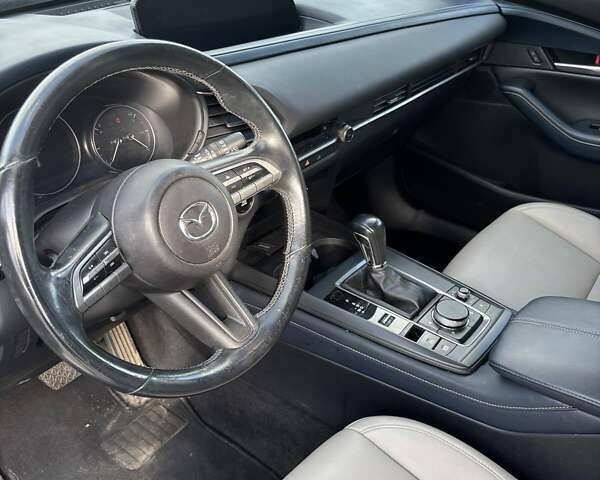 Черный Мазда CX-30, объемом двигателя 0 л и пробегом 91 тыс. км за 18900 $, фото 8 на Automoto.ua