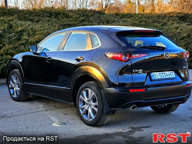 Черный Мазда CX-30, объемом двигателя 2.5 л и пробегом 37 тыс. км за 18888 $, фото 5 на Automoto.ua