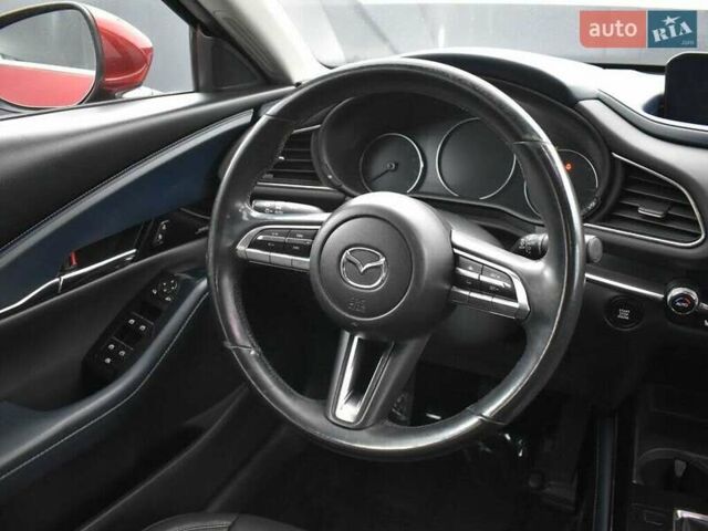 Черный Мазда CX-30, объемом двигателя 2.5 л и пробегом 22 тыс. км за 5600 $, фото 6 на Automoto.ua