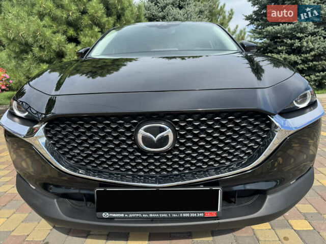 Черный Мазда CX-30, объемом двигателя 2.49 л и пробегом 105 тыс. км за 19999 $, фото 1 на Automoto.ua
