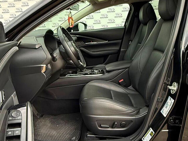 Черный Мазда CX-30, объемом двигателя 2.5 л и пробегом 24 тыс. км за 16900 $, фото 8 на Automoto.ua