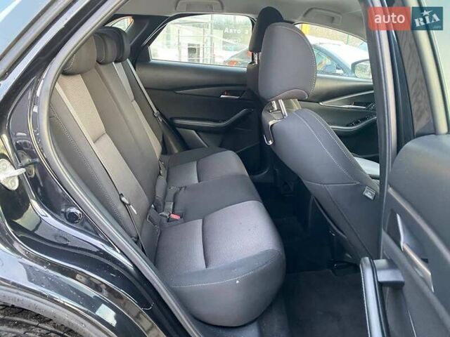 Чорний Мазда CX-30, об'ємом двигуна 2.5 л та пробігом 78 тис. км за 16800 $, фото 22 на Automoto.ua