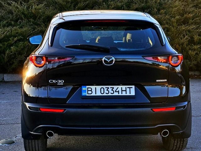 Черный Мазда CX-30, объемом двигателя 2.5 л и пробегом 37 тыс. км за 18888 $, фото 4 на Automoto.ua