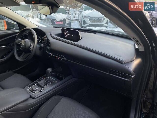 Чорний Мазда CX-30, об'ємом двигуна 2.5 л та пробігом 78 тис. км за 16800 $, фото 8 на Automoto.ua