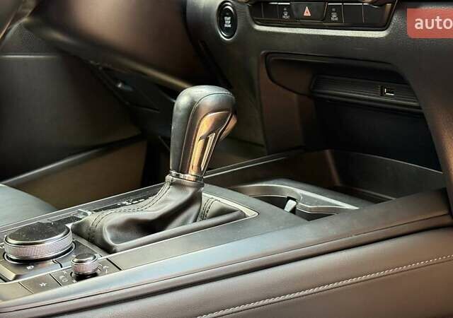 Чорний Мазда CX-30, об'ємом двигуна 2.49 л та пробігом 101 тис. км за 17500 $, фото 13 на Automoto.ua