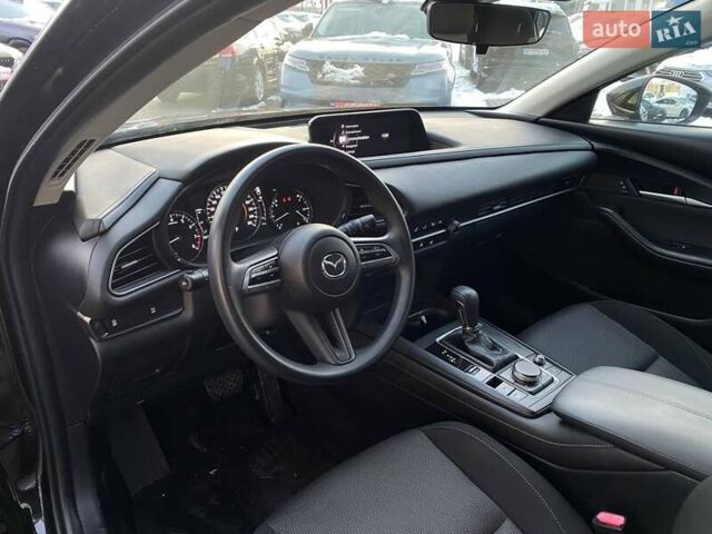 Чорний Мазда CX-30, об'ємом двигуна 2.5 л та пробігом 78 тис. км за 16800 $, фото 10 на Automoto.ua