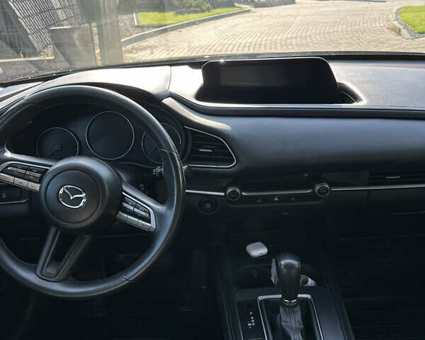 Черный Мазда CX-30, объемом двигателя 0 л и пробегом 80 тыс. км за 19999 $, фото 10 на Automoto.ua