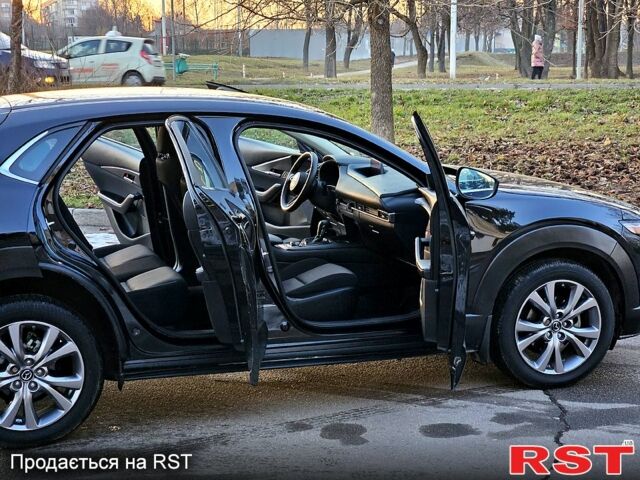 Черный Мазда CX-30, объемом двигателя 2.5 л и пробегом 37 тыс. км за 18888 $, фото 7 на Automoto.ua