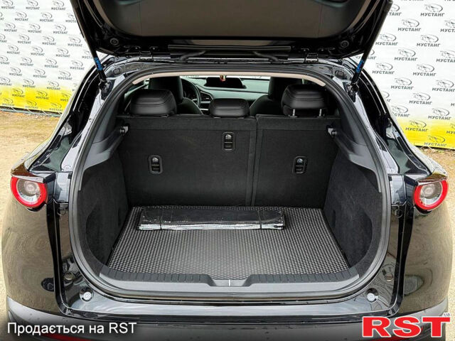 Черный Мазда CX-30, объемом двигателя 2.5 л и пробегом 24 тыс. км за 16900 $, фото 11 на Automoto.ua