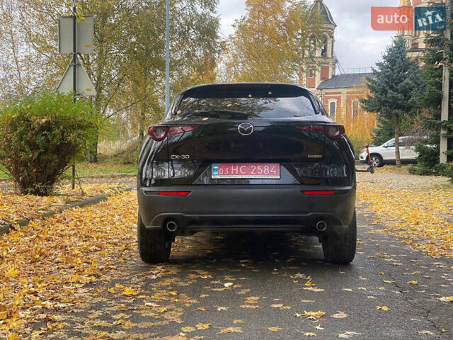 Черный Мазда CX-30, объемом двигателя 2.5 л и пробегом 100 тыс. км за 17500 $, фото 12 на Automoto.ua