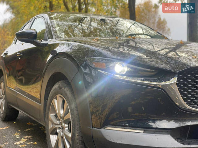 Черный Мазда CX-30, объемом двигателя 2.5 л и пробегом 100 тыс. км за 17500 $, фото 1 на Automoto.ua