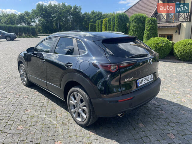Черный Мазда CX-30, объемом двигателя 2.49 л и пробегом 60 тыс. км за 20800 $, фото 4 на Automoto.ua