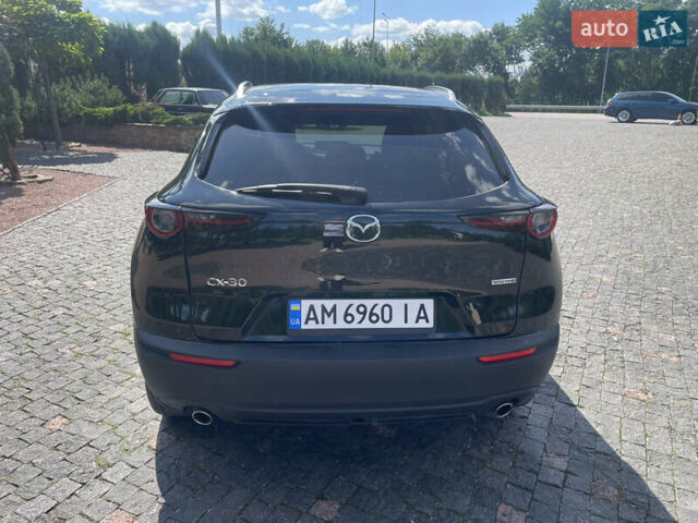 Черный Мазда CX-30, объемом двигателя 2.49 л и пробегом 60 тыс. км за 20800 $, фото 5 на Automoto.ua