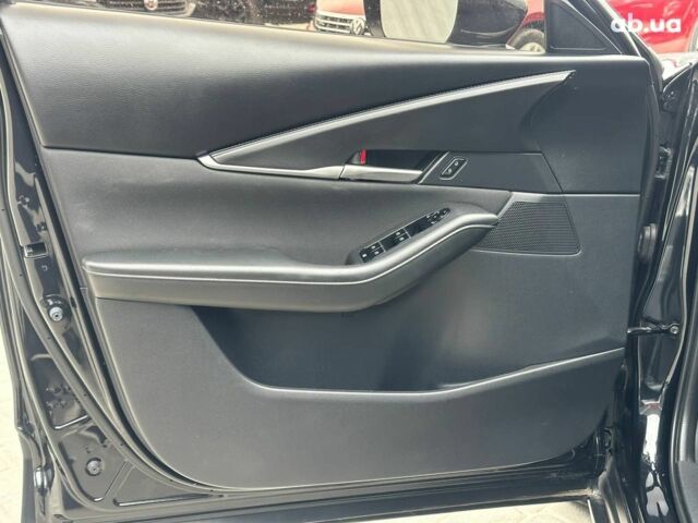 Чорний Мазда CX-30, об'ємом двигуна 2.5 л та пробігом 30 тис. км за 21290 $, фото 15 на Automoto.ua