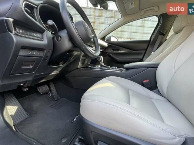 Чорний Мазда CX-30, об'ємом двигуна 2.49 л та пробігом 11 тис. км за 24400 $, фото 10 на Automoto.ua