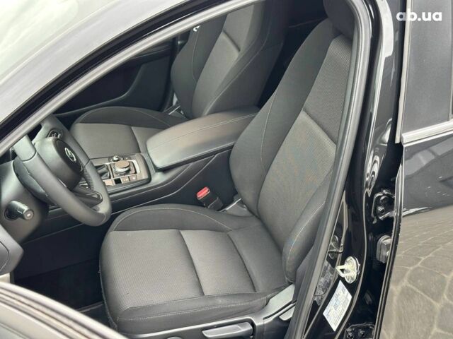 Чорний Мазда CX-30, об'ємом двигуна 2.5 л та пробігом 30 тис. км за 21290 $, фото 24 на Automoto.ua